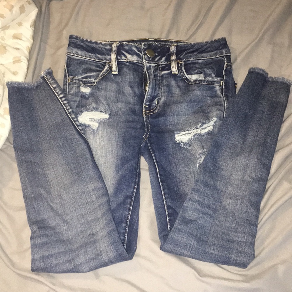 American Eagle Distressed Jeans